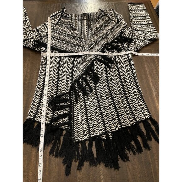 RXB Black White Striped Crochet Knit Fringed Cardigan SZ Large Western Aztec - Picture 5 of 10